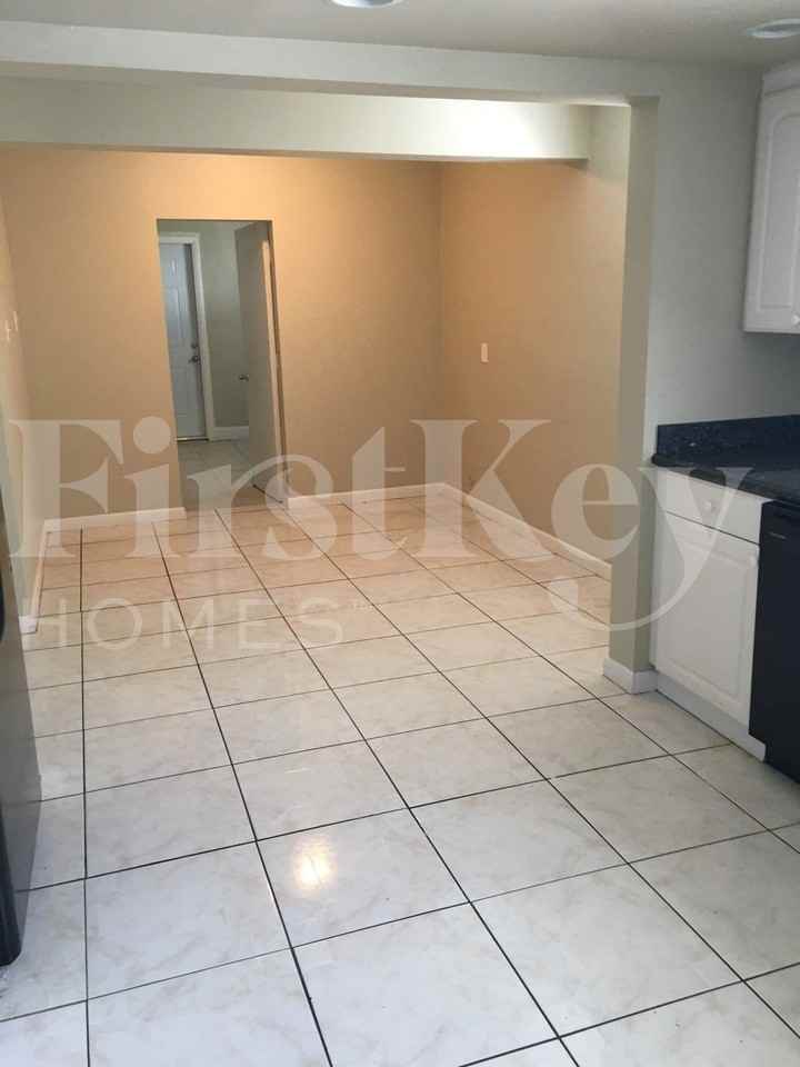 6650 Allen St - Photo 7 of 8