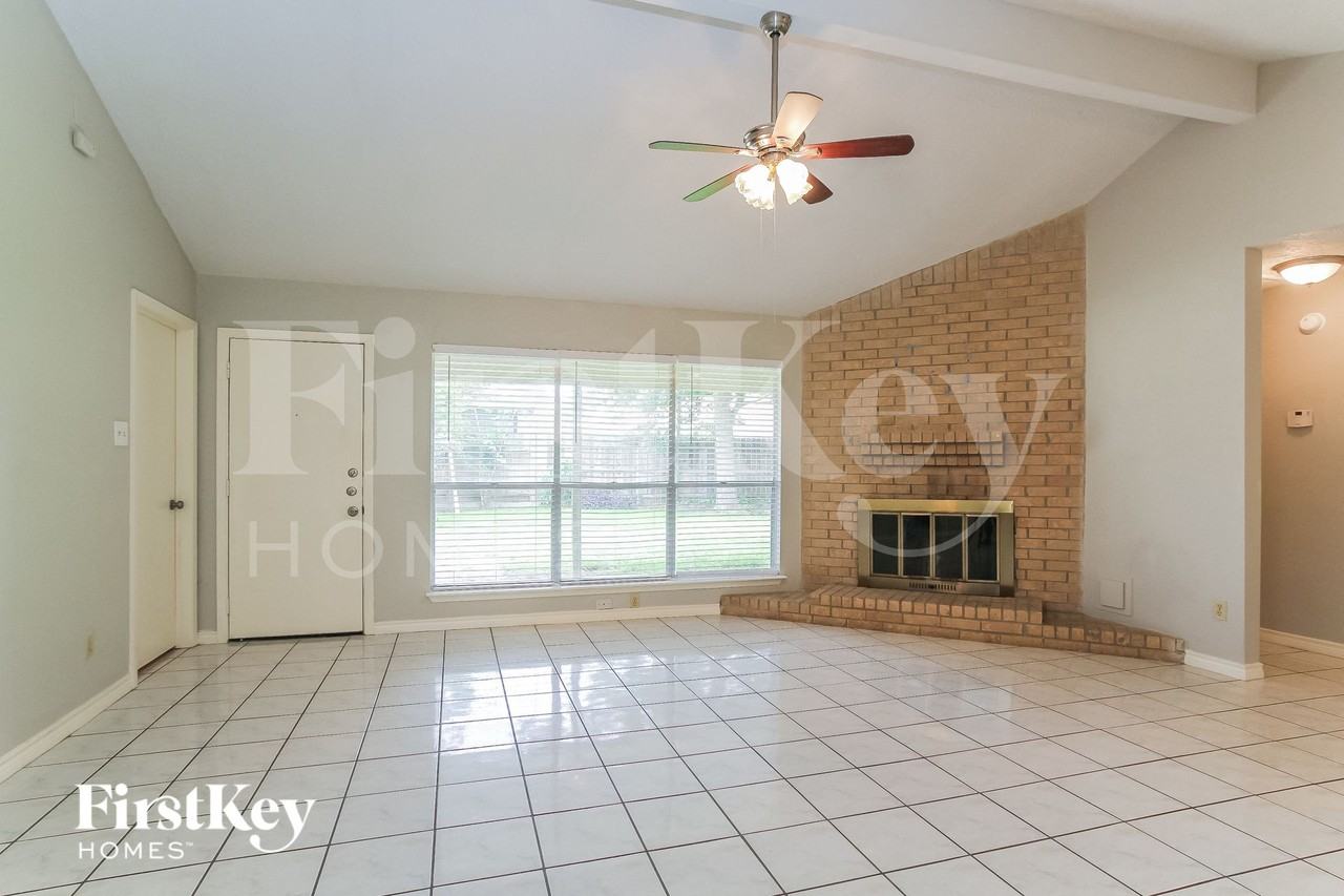 4227 Autumn Meadow Dr - Photo 3 of 15