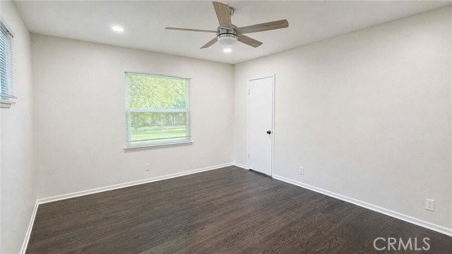 16508 Knapp St - Photo 7 of 8