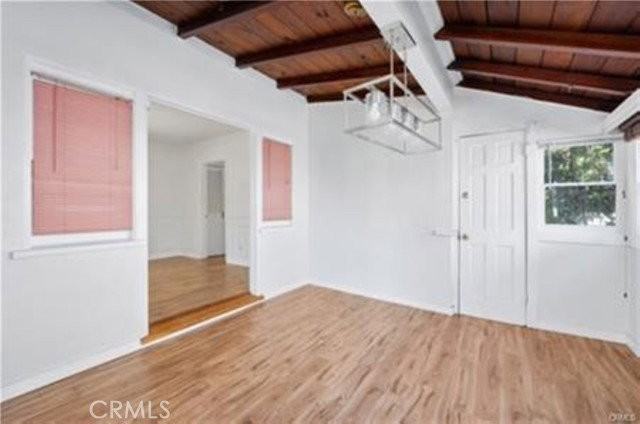 15235 La Maida St - Photo 6 of 8