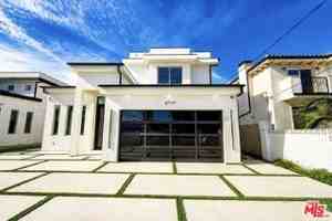 featured image of 6723 Sunnyslope Ave