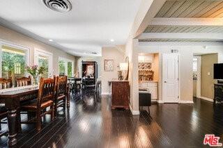 17150 Cantlay St - Photo 4 of 7