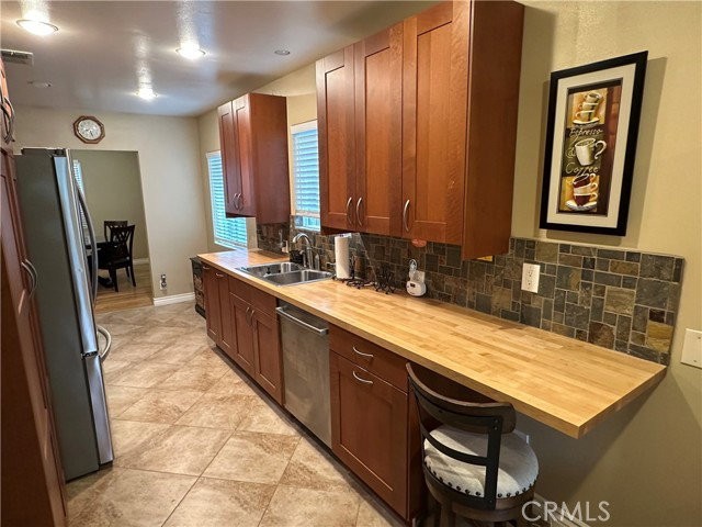 21339 Velicata St - Photo 6 of 8
