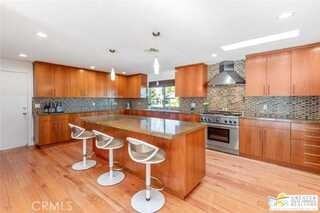 22526 Friar St - Photo 7 of 8