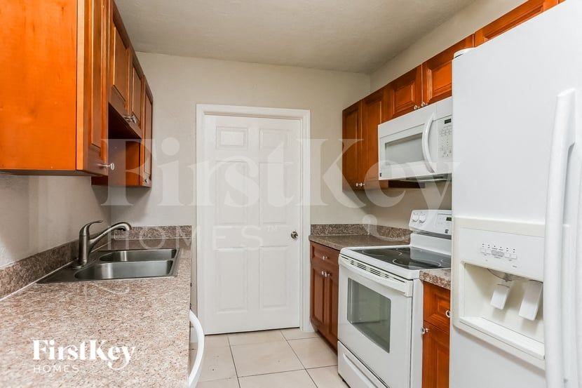 1530 Nave - Photo 6 of 16