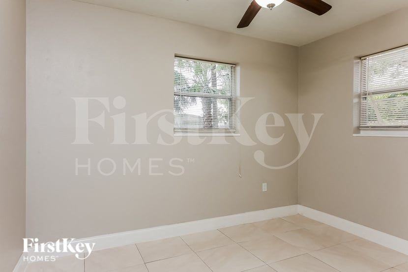 1530 Nave - Photo 7 of 16