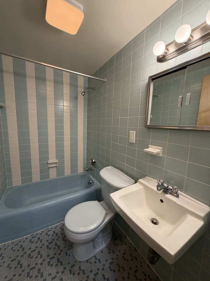2018 Commonwealth Ave #48 - Photo 4 of 11