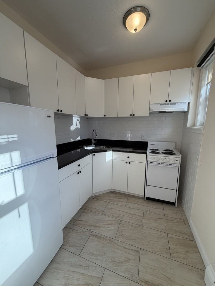 2018 Commonwealth Ave #48 - Photo 5 of 11