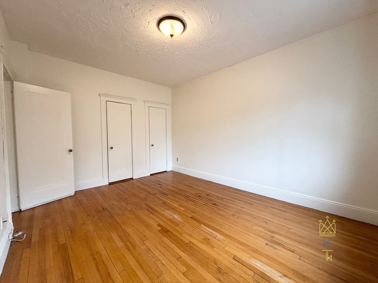 455 Washington St #4 - Photo 5 of 14