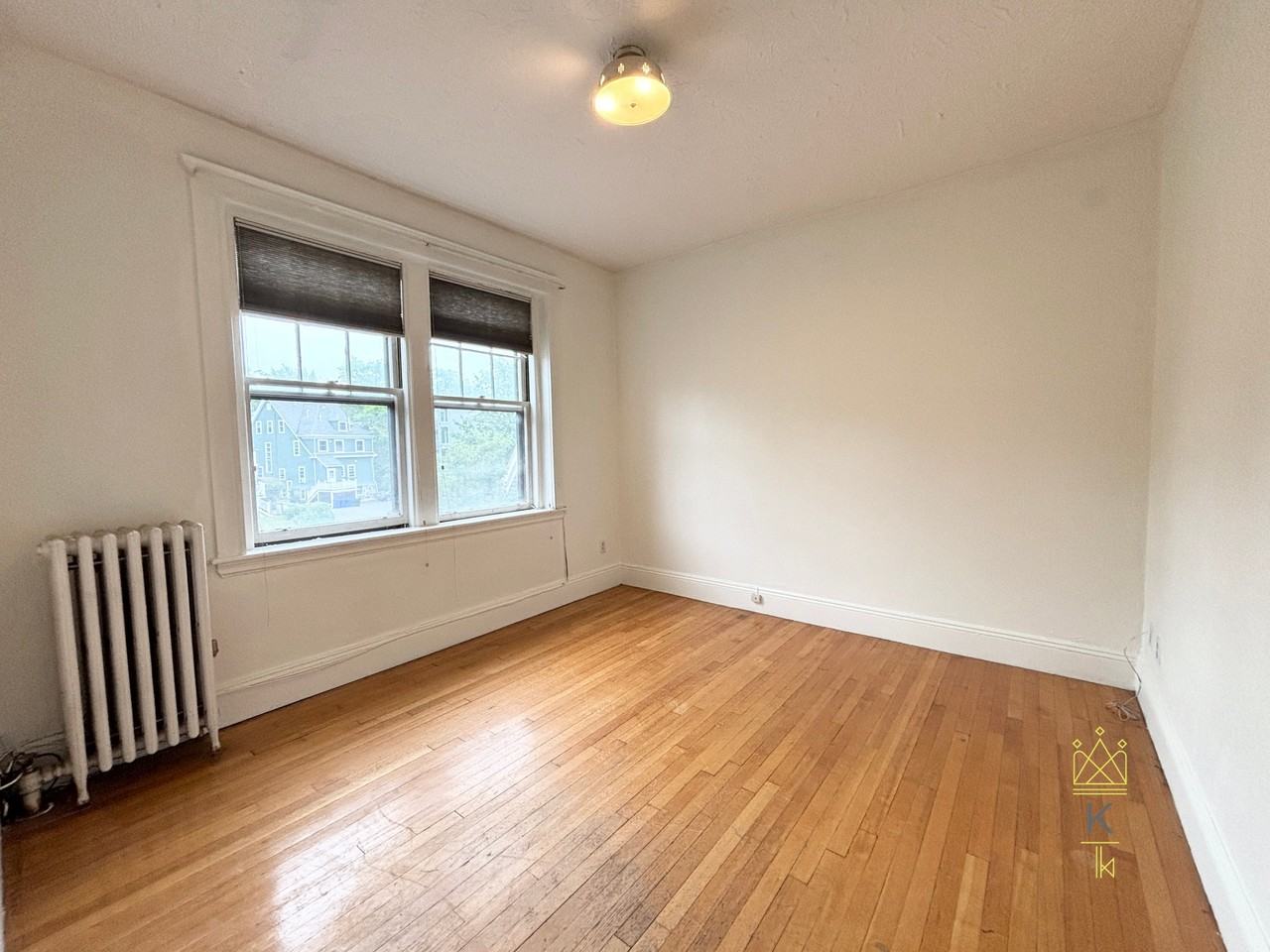 455 Washington St #4 - Photo 6 of 14