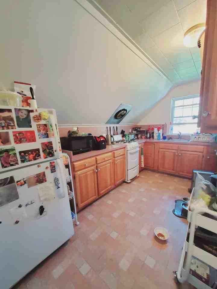 219 Courtland Ave #2 - Photo 2 of 8