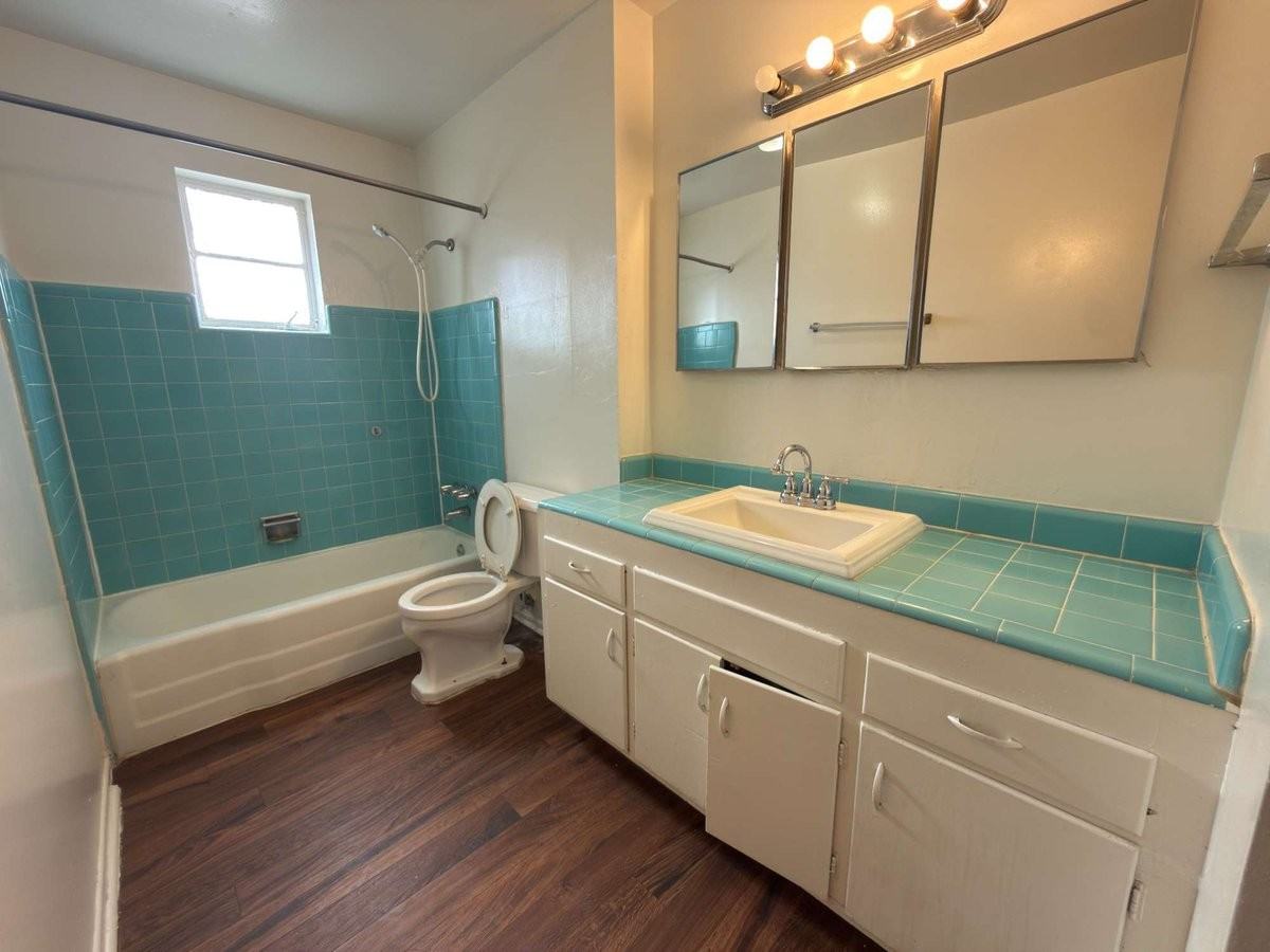 7010 N 34th Ave - Photo 5 of 22