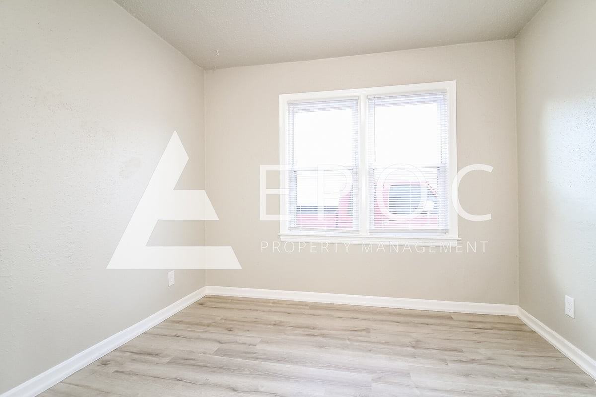 3010 N Fonshill Ave - Photo 5 of 15
