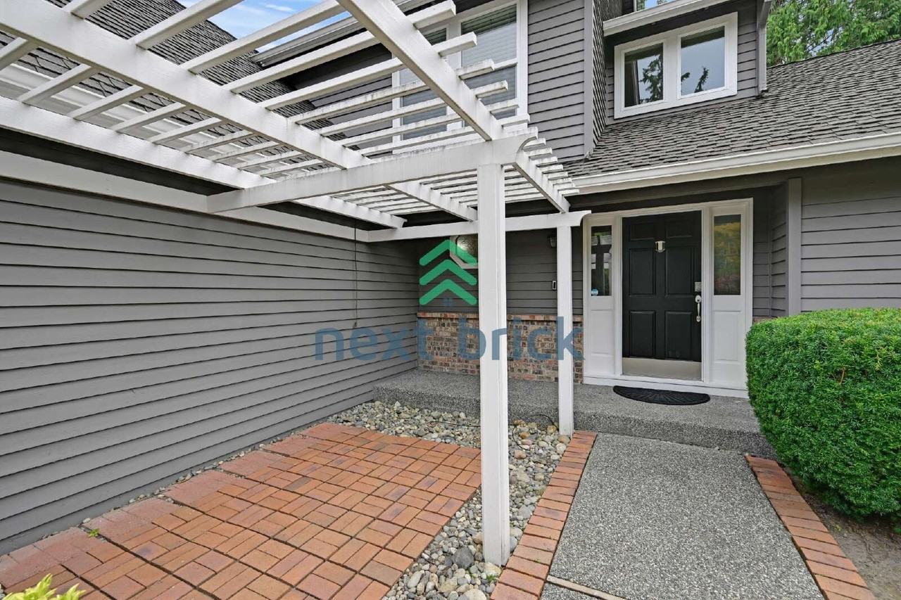 2606 161st St Se - Photo 2 of 25