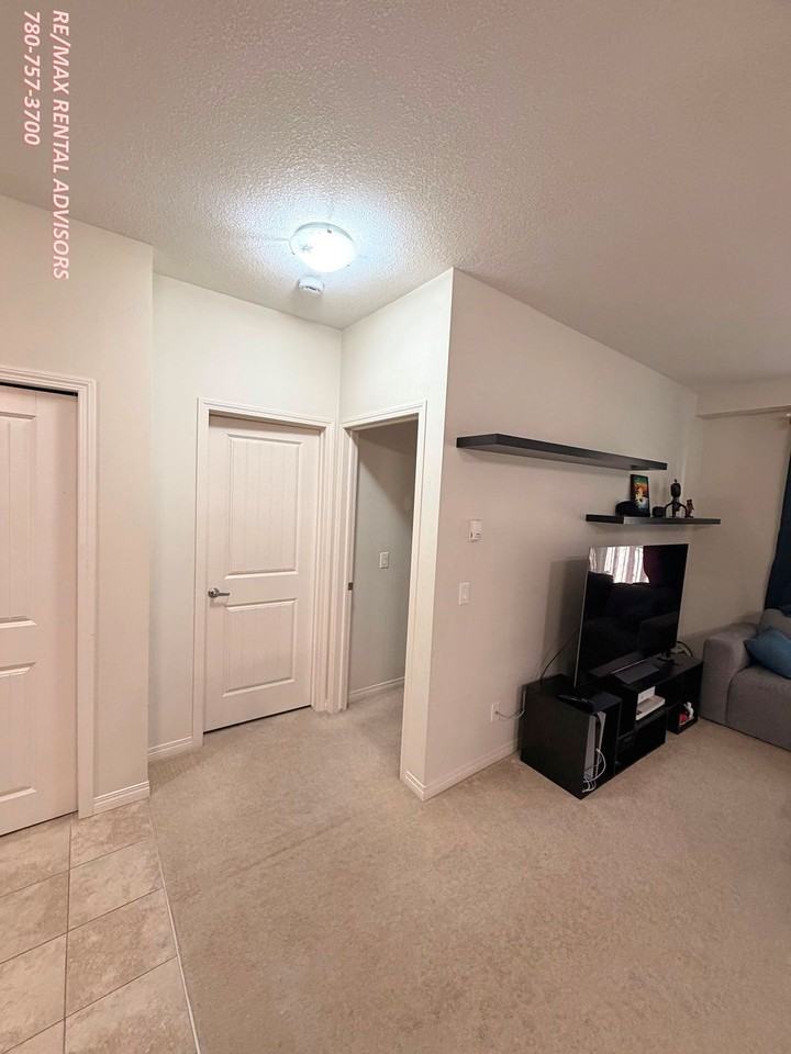 1540 Sherwood Blvd Nw - Photo 5 of 7