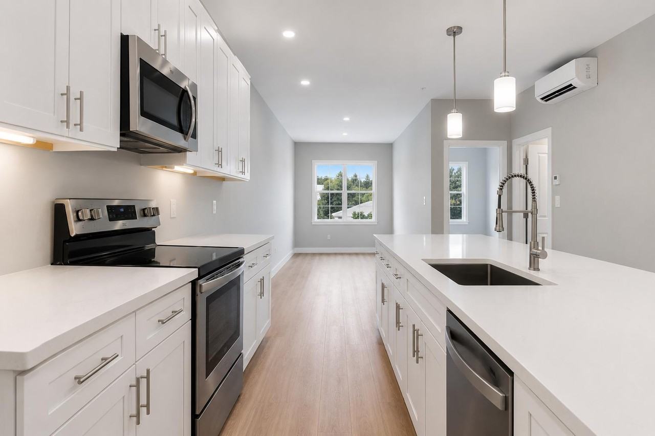 298 Main St #2C - Photo 6 of 37