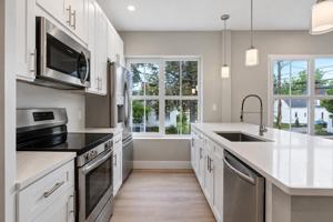 featured image of 298 Main St #2A