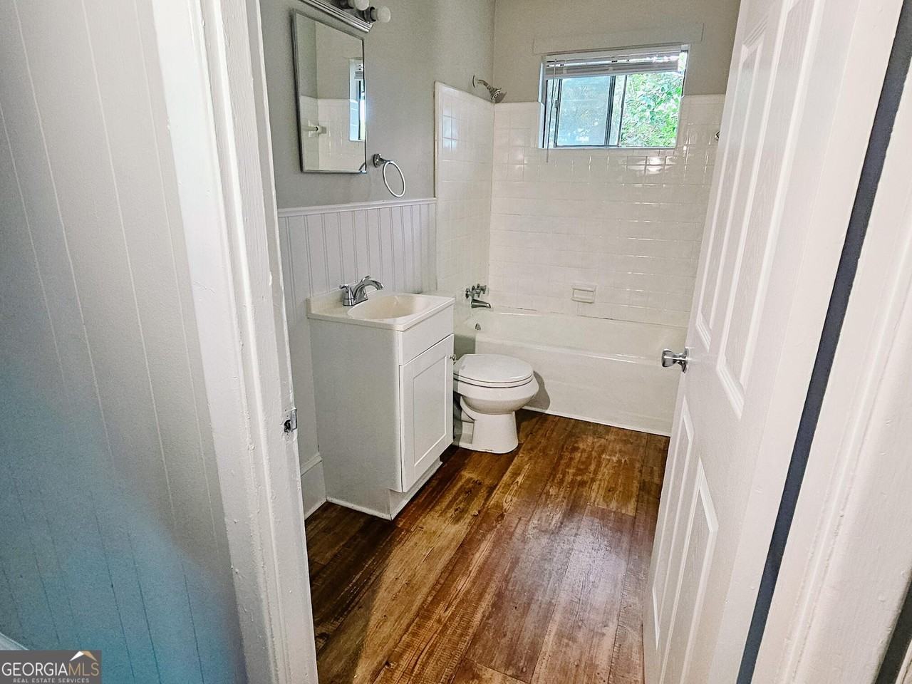 2081 Adams Ave #4 - Photo 3 of 3