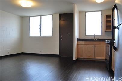 1707 Nuuanu Ave #5 - Photo 4 of 9