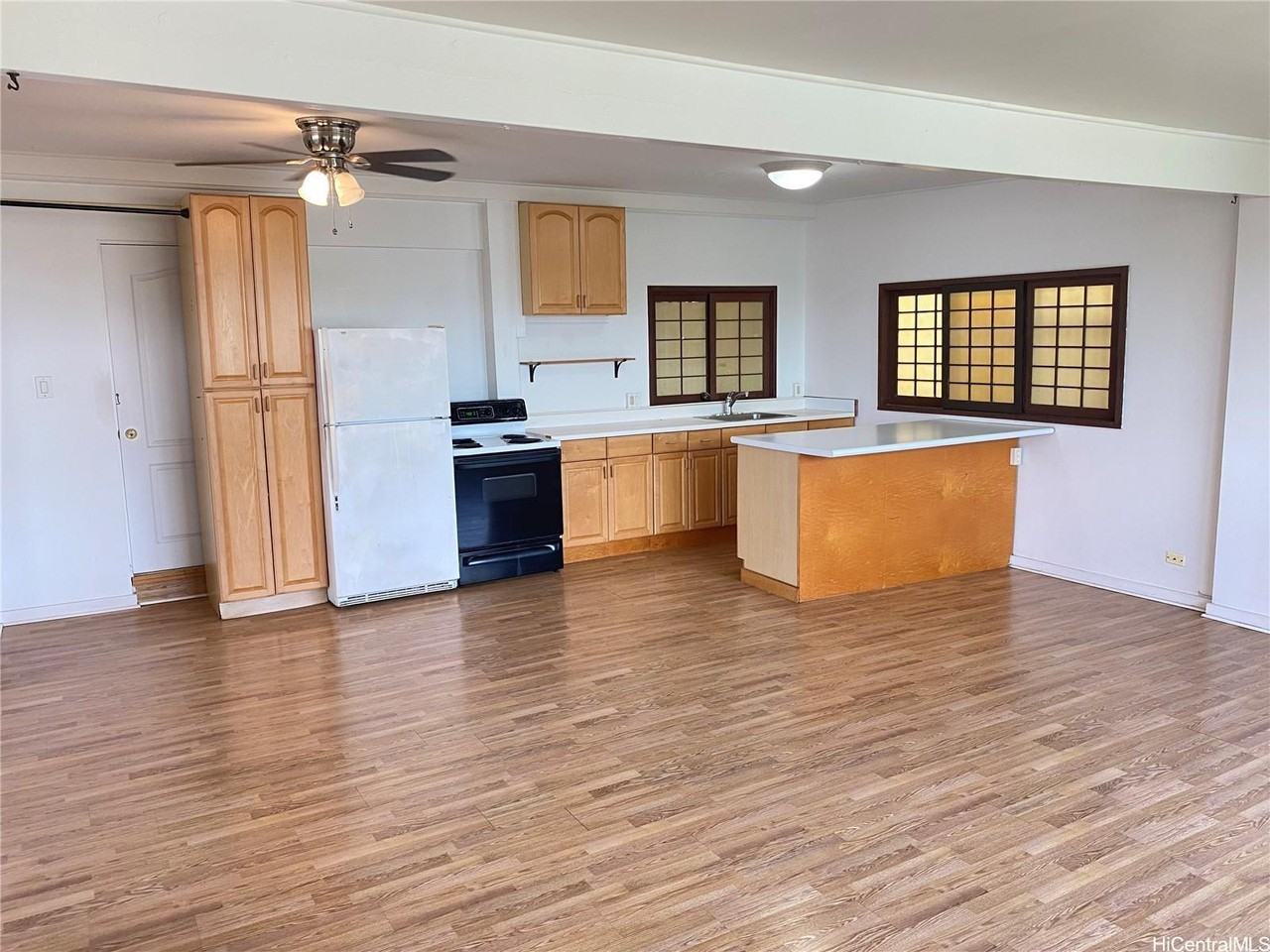 3212 Hayden St #C - Photo 3 of 10