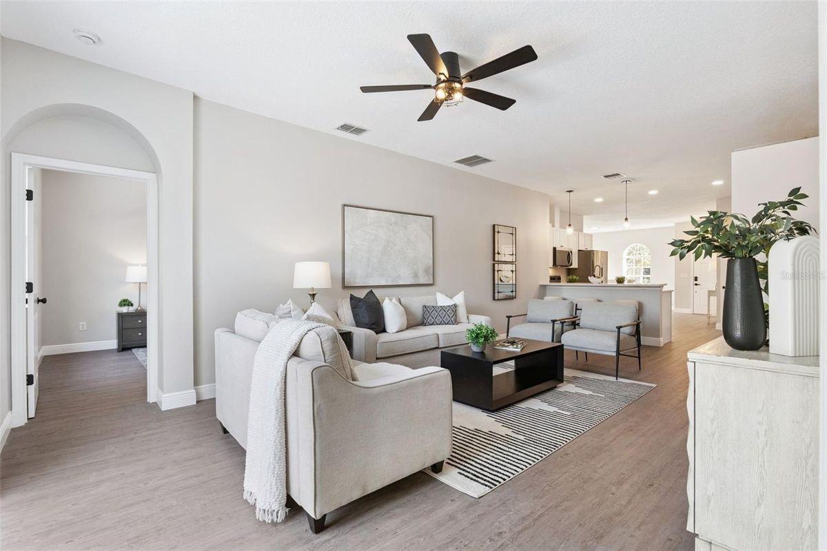 1209 Cathcart Cir ##4/2