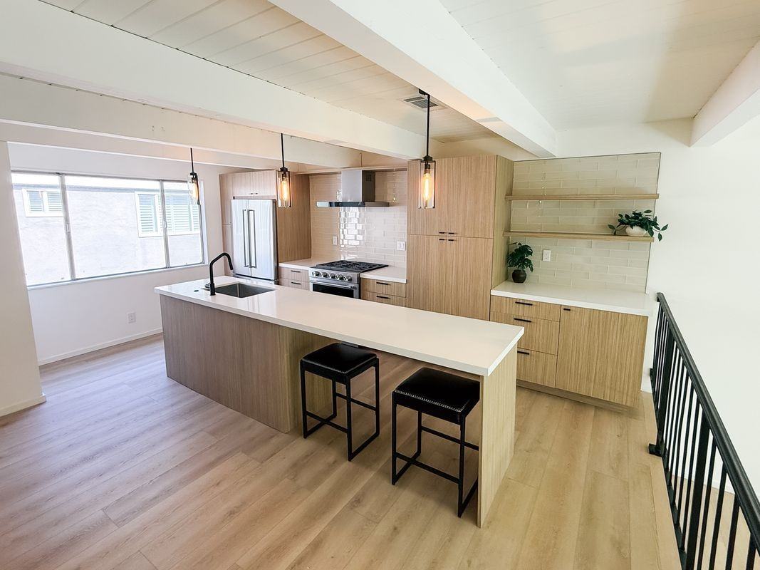6639 Green Valley Cir - Photo 3 of 16