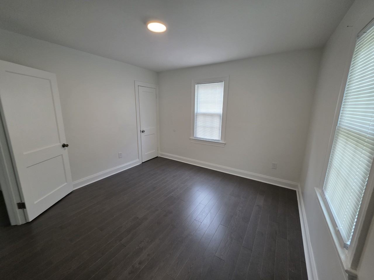310 Decatur Ave - Photo 7 of 14