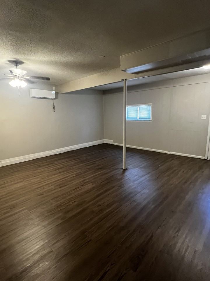 7012 Comanche Dr - Photo 5 of 24