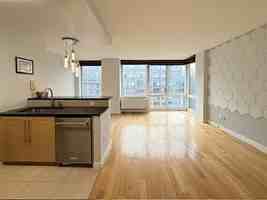 featured image of 413 Main St #5