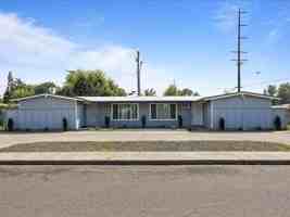 featured image of 3517 W 1st Pl
