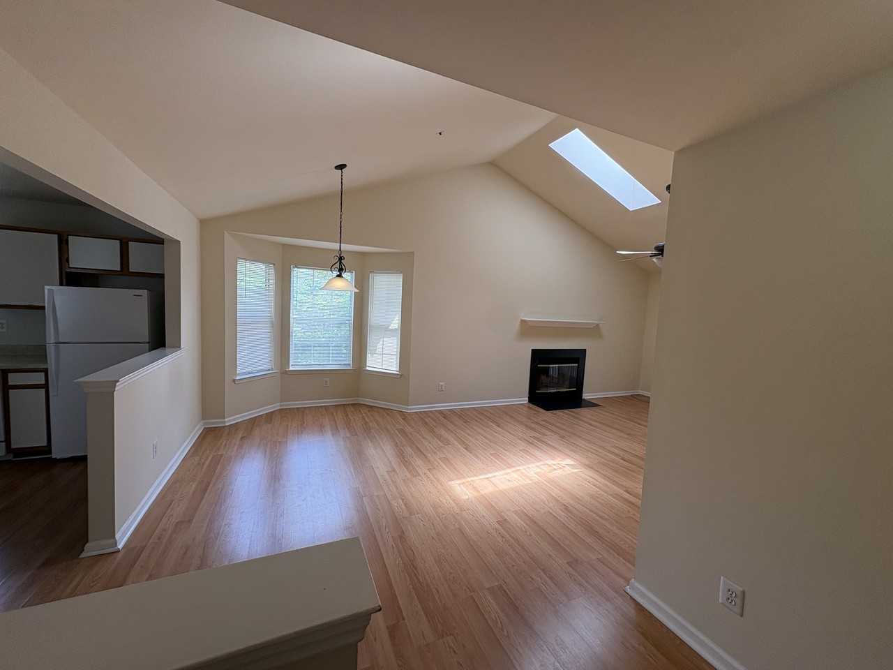 514 Astor Sq #52 - Photo 3 of 16