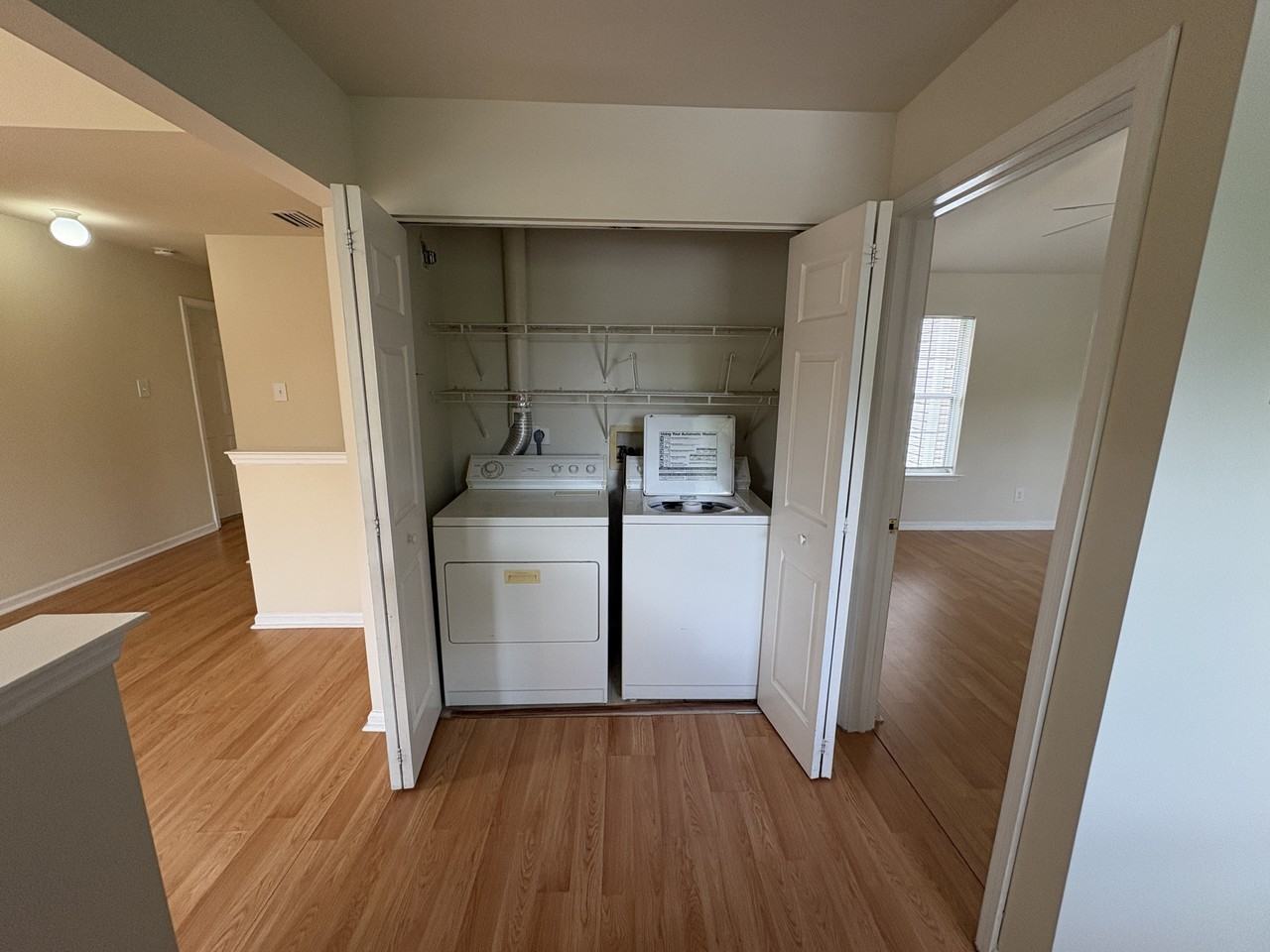 514 Astor Sq #52 - Photo 6 of 16
