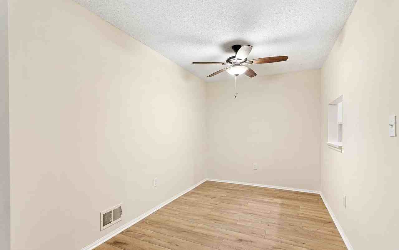 77 Cheverny Ct - Photo 7 of 26