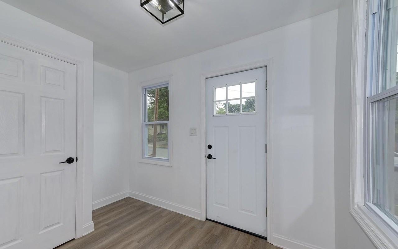 415 Rankin Ave - Photo 3 of 29