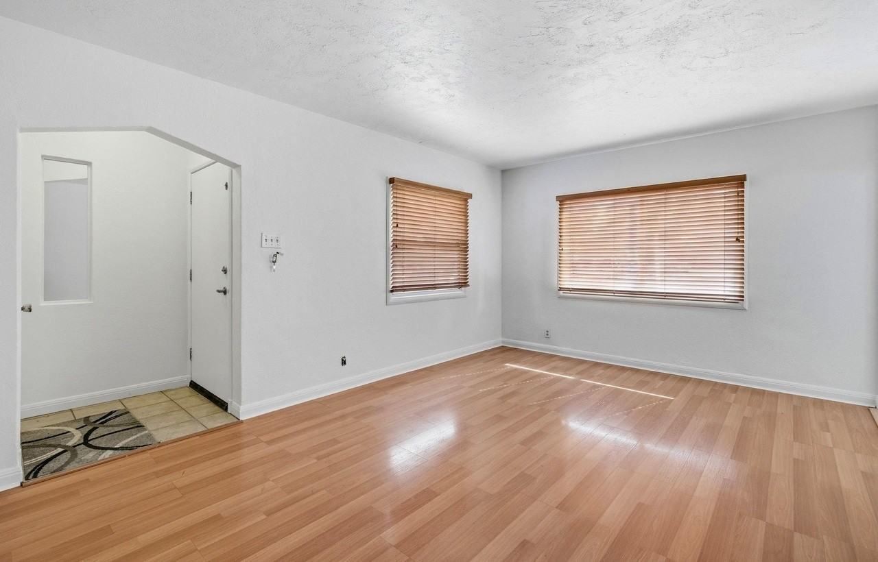 519 Annette Ave - Photo 3 of 26