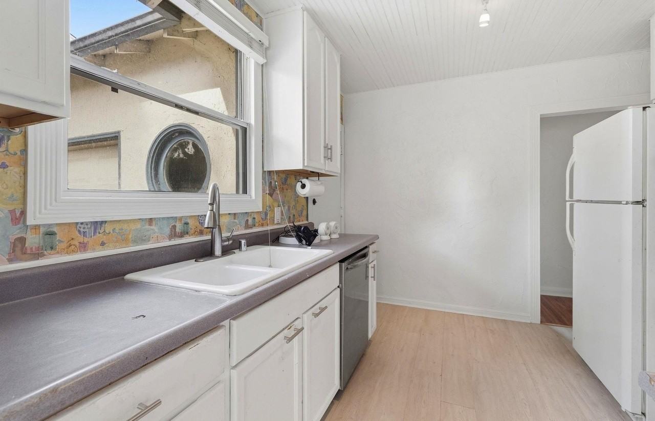 519 Annette Ave - Photo 7 of 26