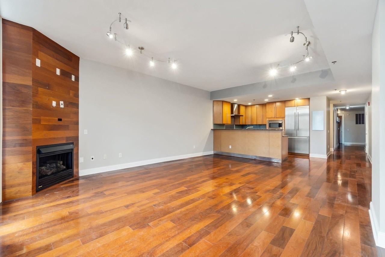 78 Jackson St - Photo 2 of 22