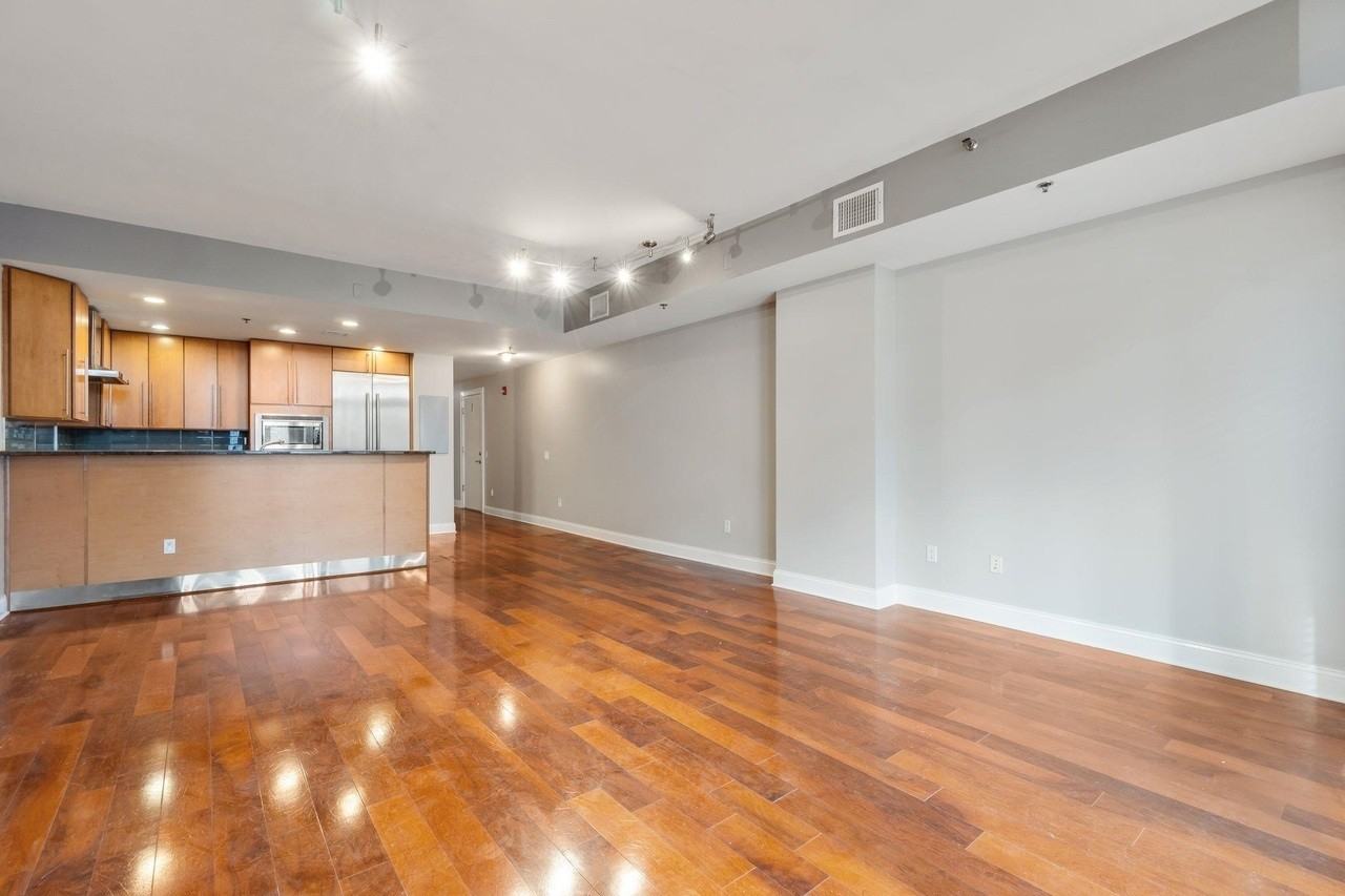 78 Jackson St - Photo 3 of 22
