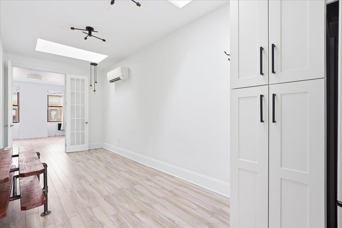 1013 Park Ave - Photo 6 of 16