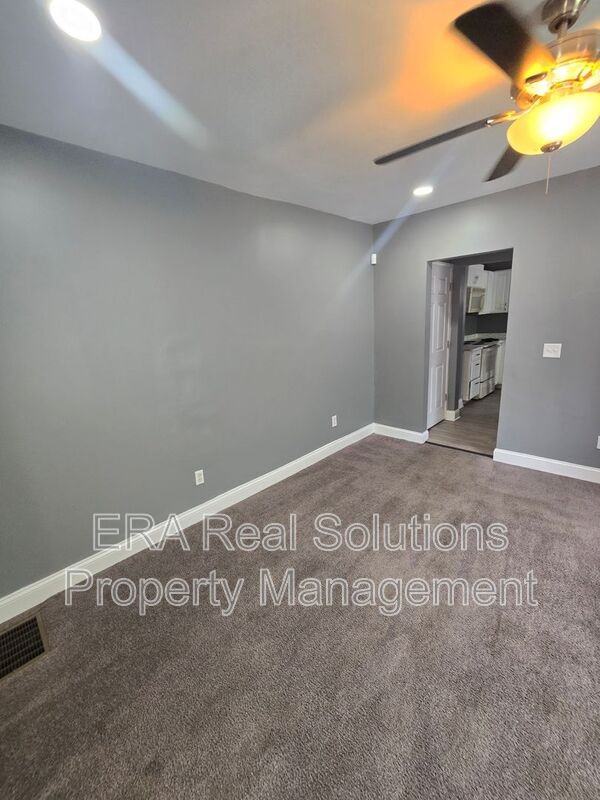 1144 E 16th Ave - Photo 5 of 26