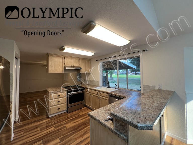 5301 65th Ave Se - Photo 5 of 22
