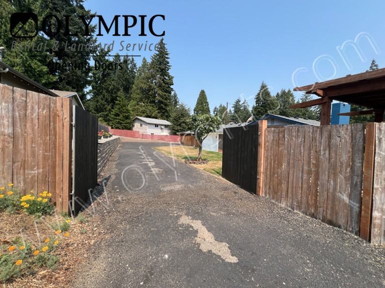 2605 Brentwood Dr Se - Photo 4 of 29