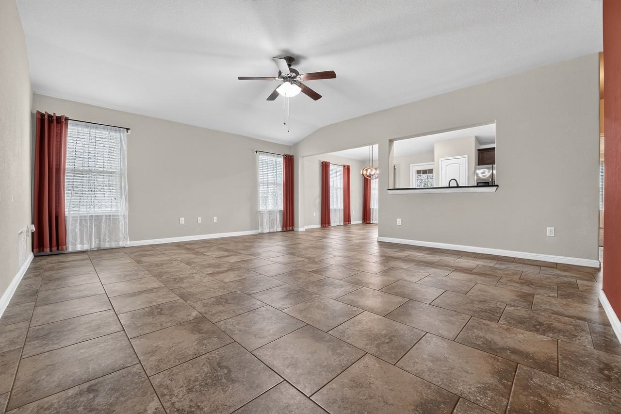 209 Moulins Ln - Photo 6 of 28