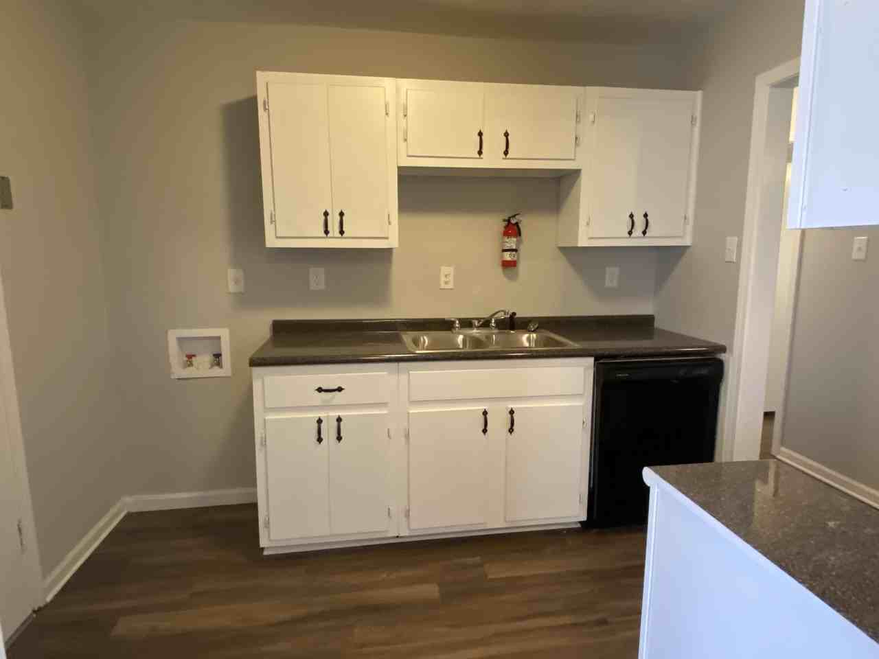 729 Northaven Dr - Photo 4 of 12