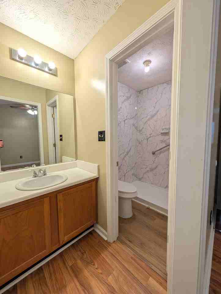 314 Country Club Dr - Photo 7 of 12