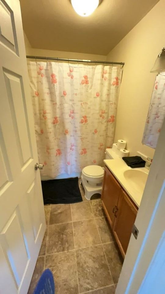 1806 E 3rd Ave #A - Photo 6 of 7