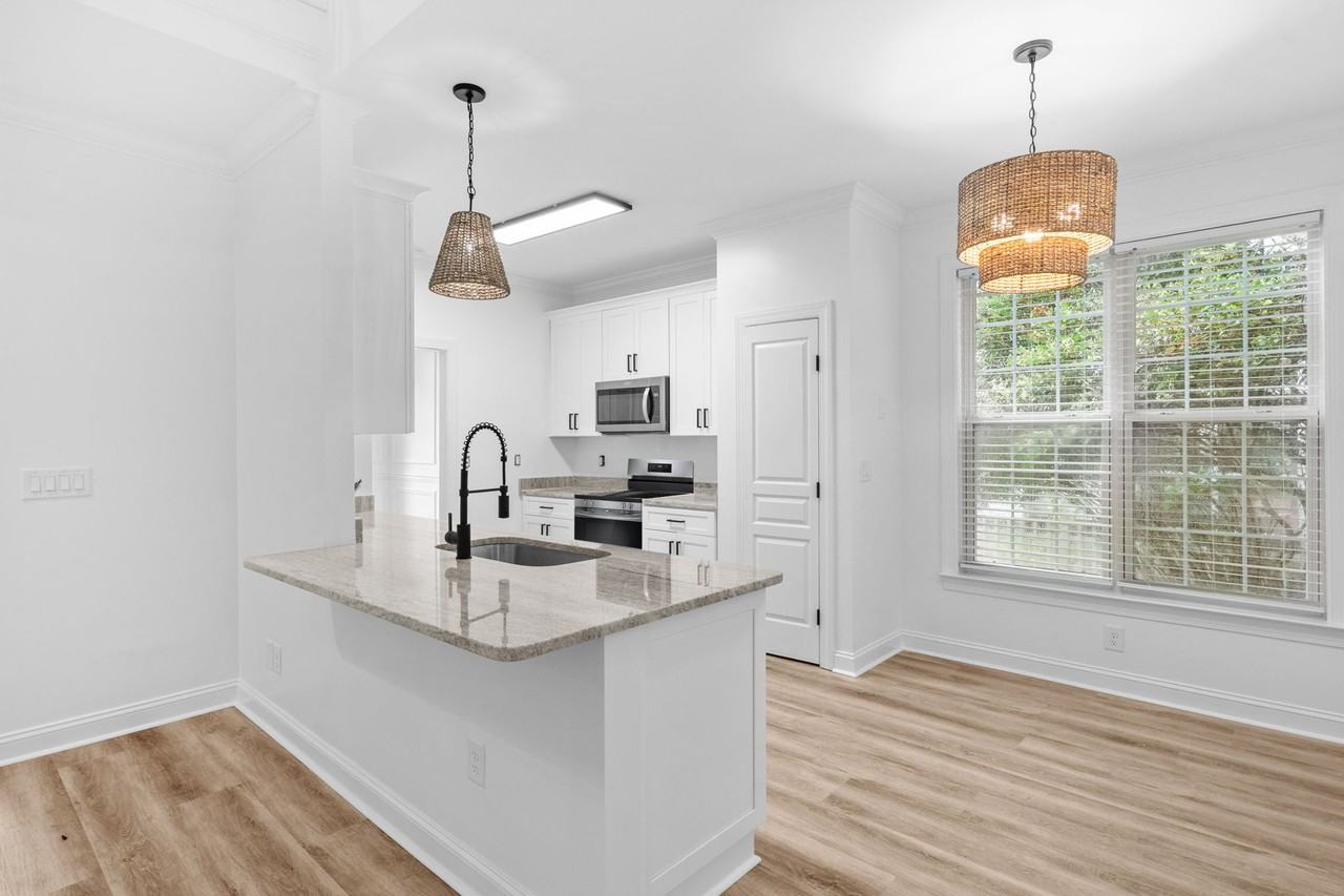 3602 Brampton Dr #NA - Photo 4 of 16