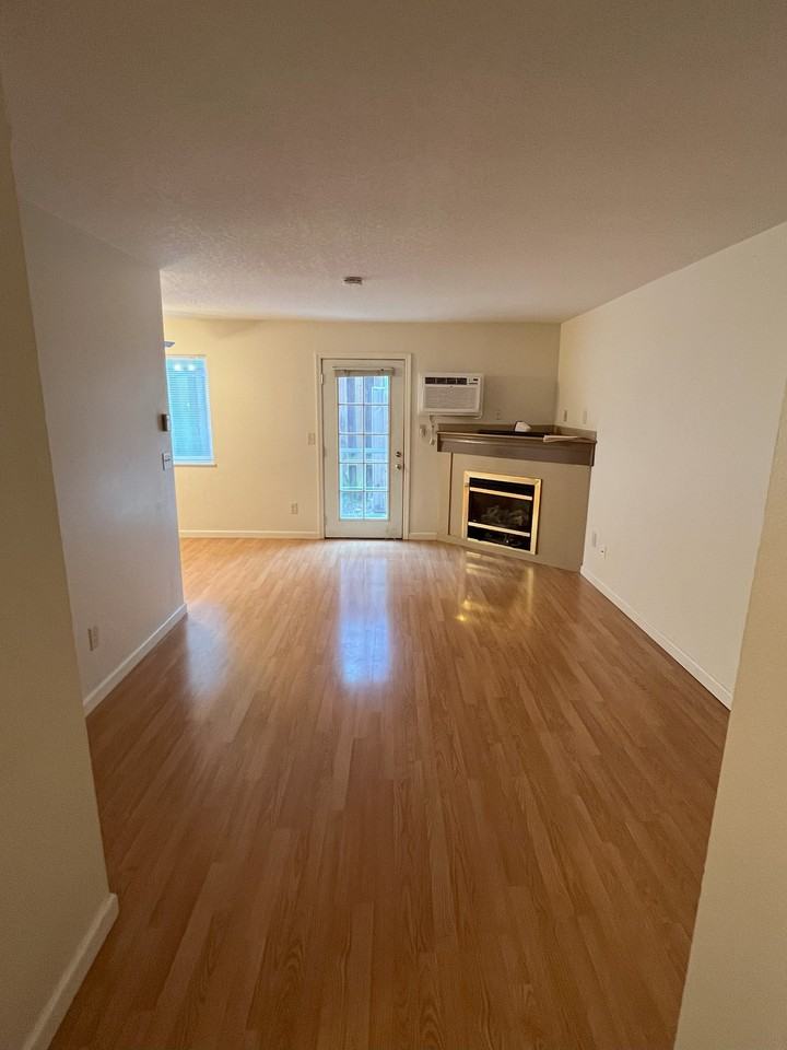 2311 Se Division St #2311 - Photo 6 of 21