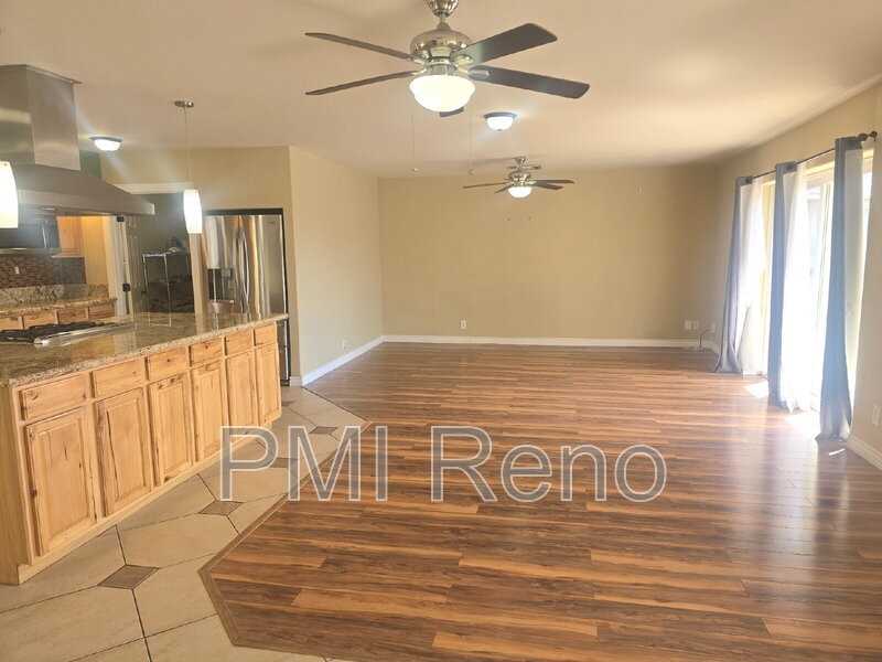 1960 Brunetti Way #U - Photo 5 of 20