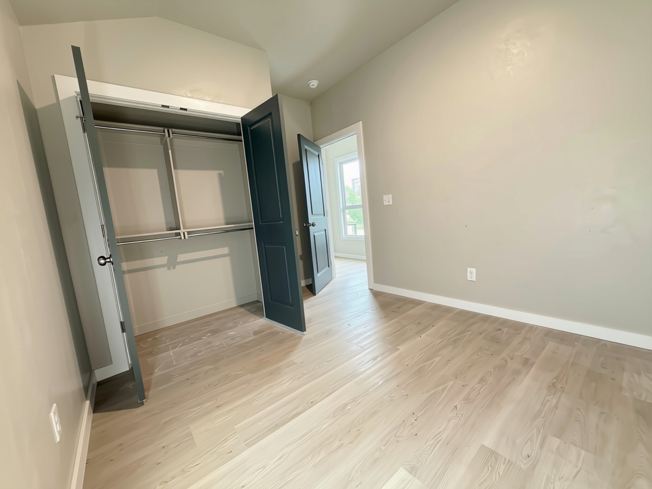 1407 Sw Bishop Rd - Photo 7 of 9